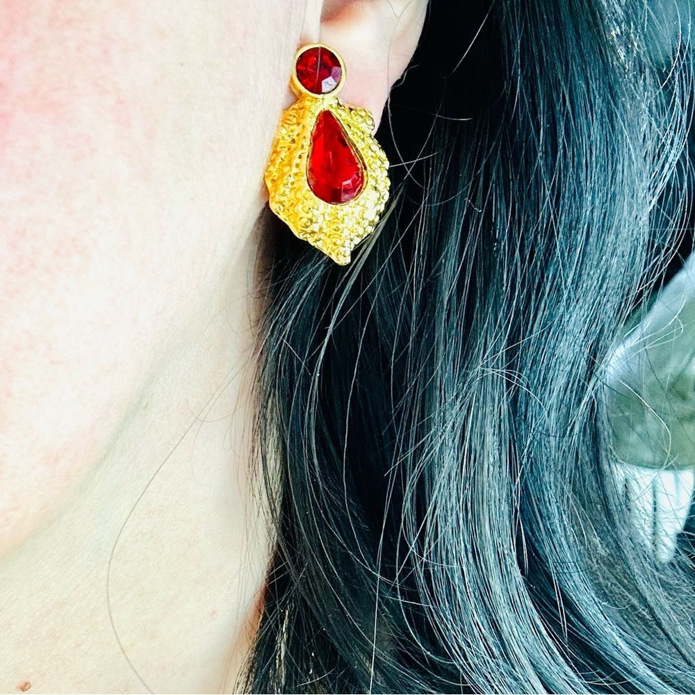 Vintage Clipon fahx Ruby and gold earrings